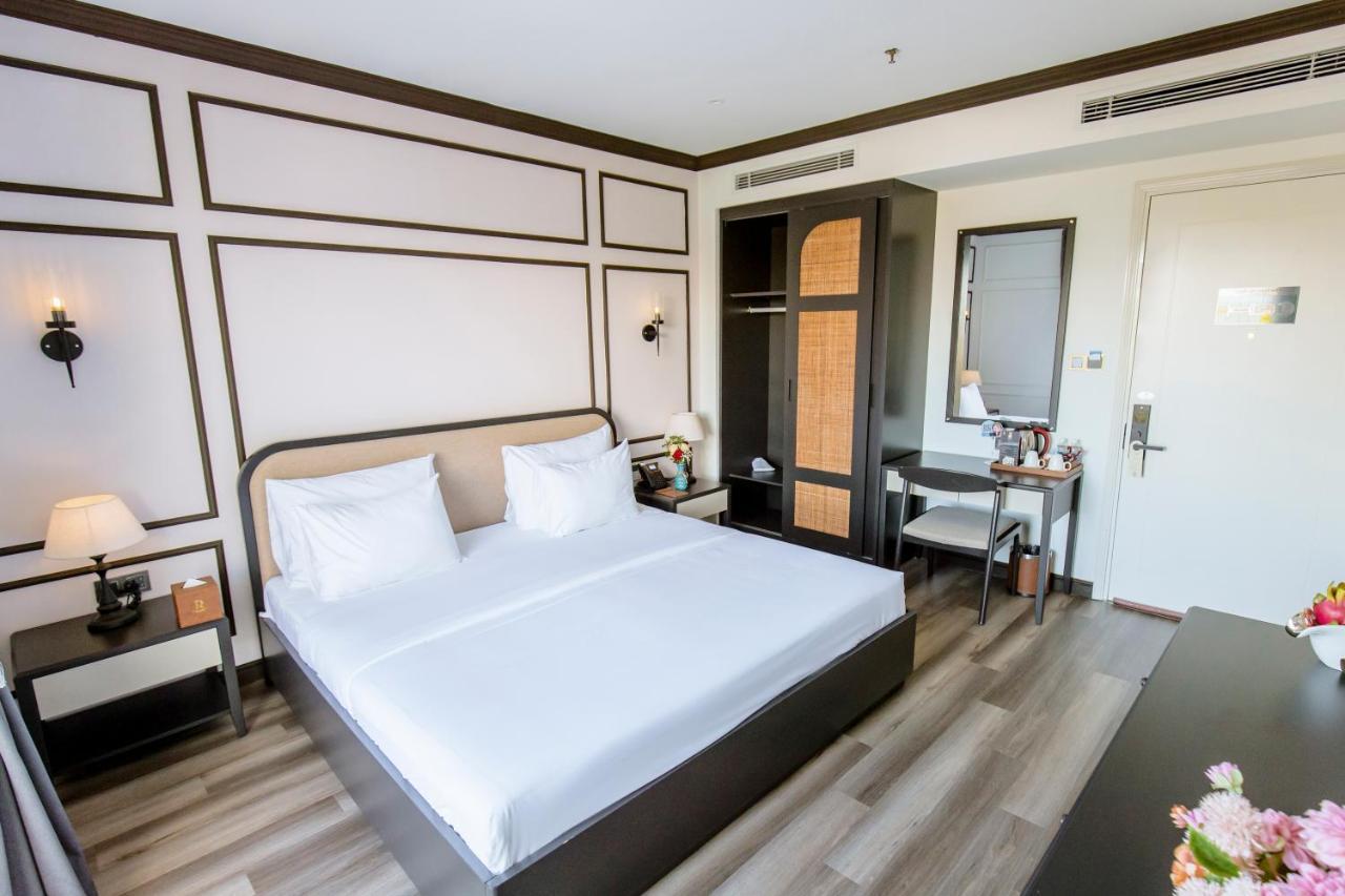 Khách sạn Robin Gia Nghĩa Exterior foto