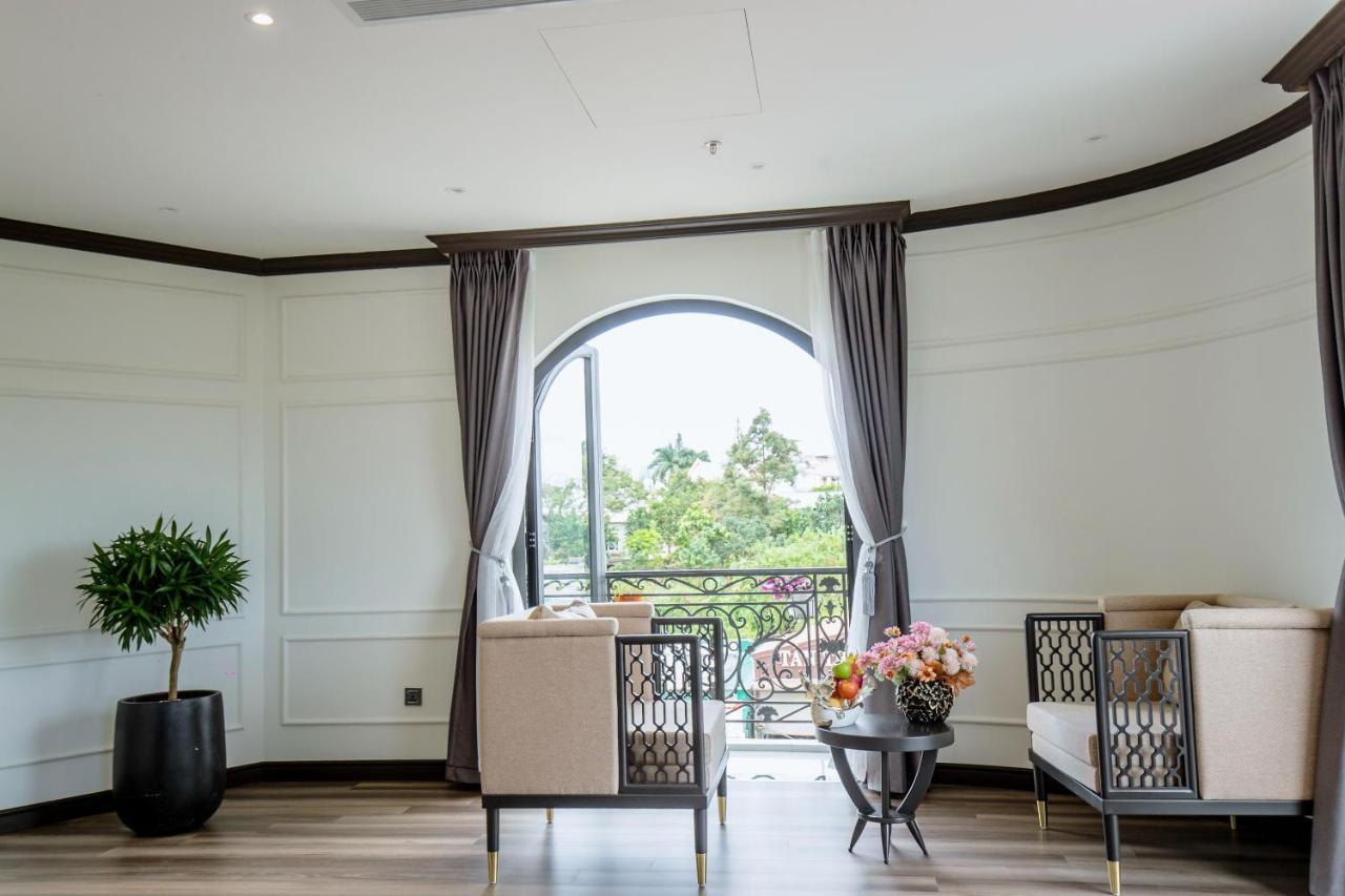 Khách sạn Robin Gia Nghĩa Exterior foto